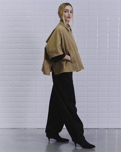Withblack - MBLMedusa Trench Cape Jakke - Camel 